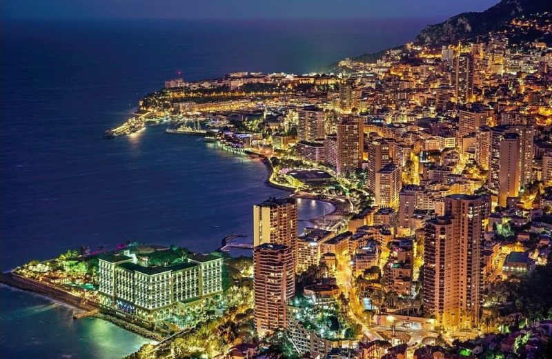 monaco vpn Ivacy VPN